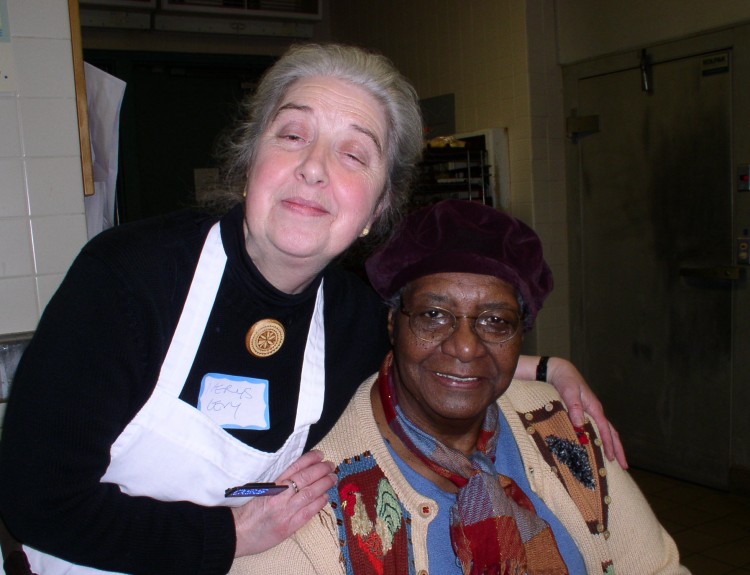 Community Dinner - photo of Nerys Levy and Mildred Council by Jackie Helvey